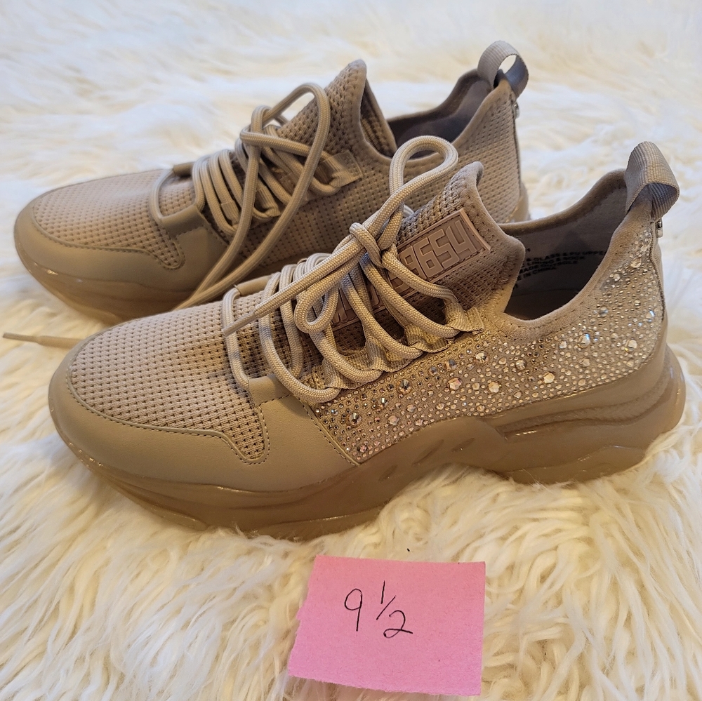 Steve Madden sneakers